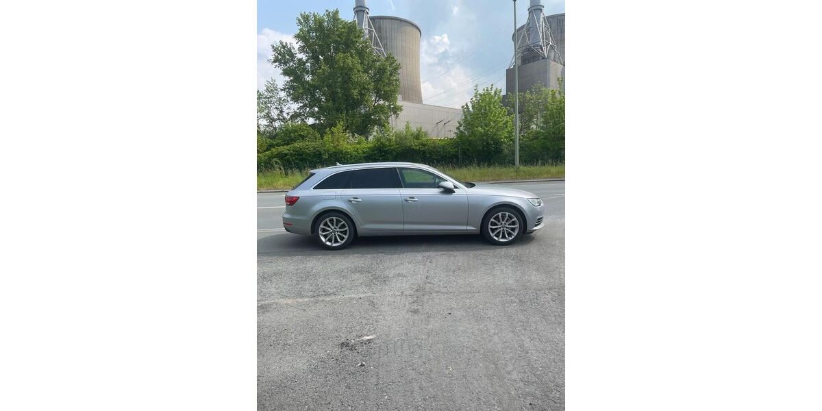 Audi A4 74.500 km 18.500 &euro; Soest 59494