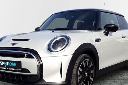Mini Cooper 85.047 km 15.590 &euro; Soest 59494