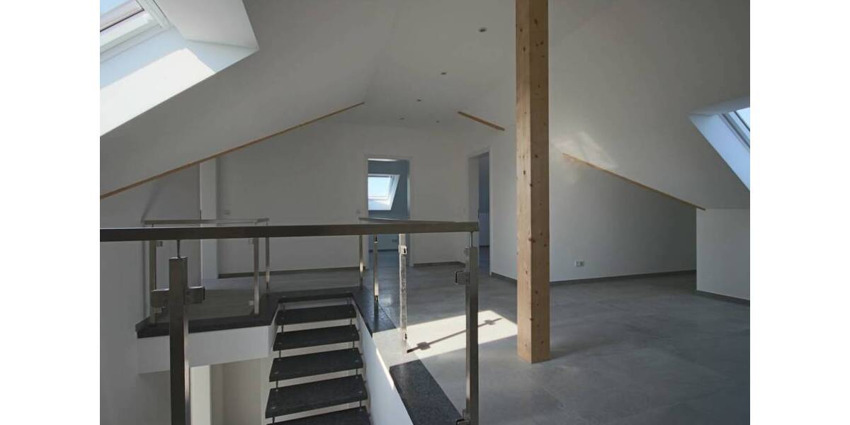 Etagenwohnung Ennigerloh - 6 Zimmer, 147 m&sup2;, 1.450&euro; | Angebot:25957321