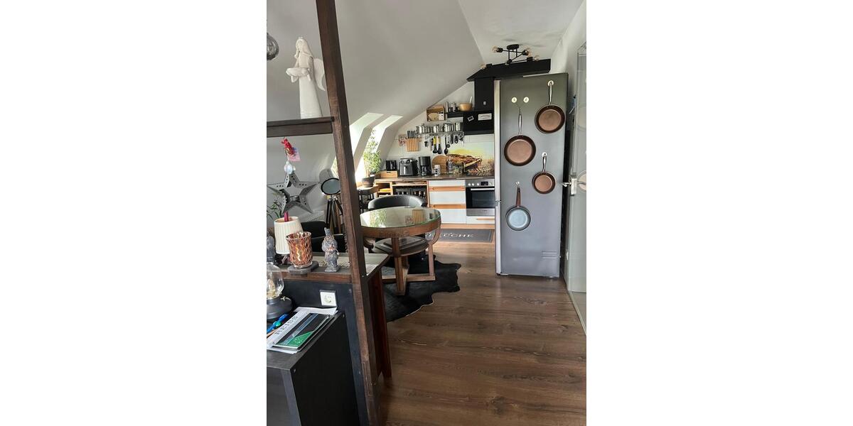 Dachgeschoßwohnung Büren - 2 Zimmer, 71 m&sup2;, 850&euro; | Angebot:26556979