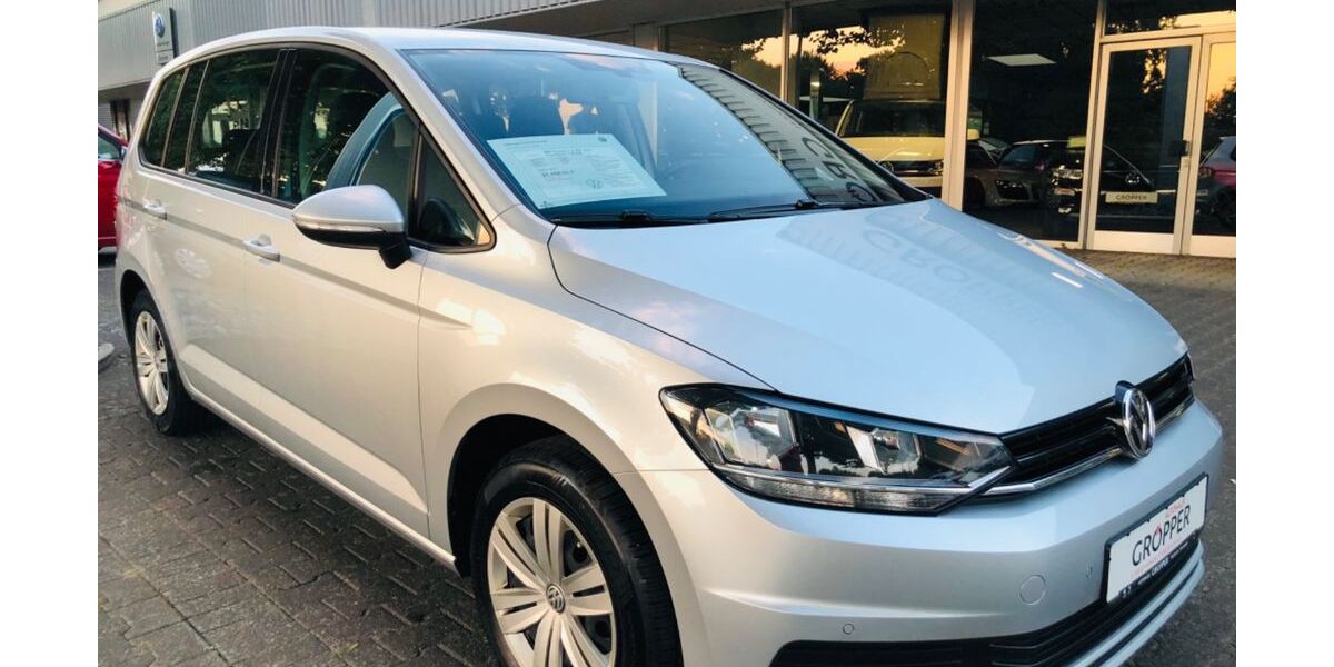 VW Touran 86.900 km 18.900 &euro; Paderborn 33104