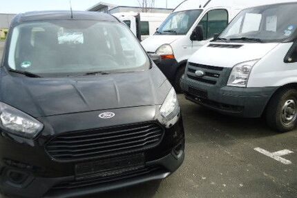 Ford Transit 104.400 km 7.490 &euro; Paderborn 33104