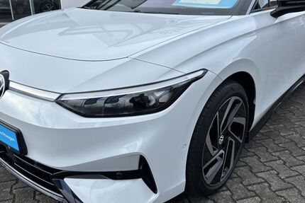 VW ID.7 28.050 km 43.999 &euro; Büren 33142