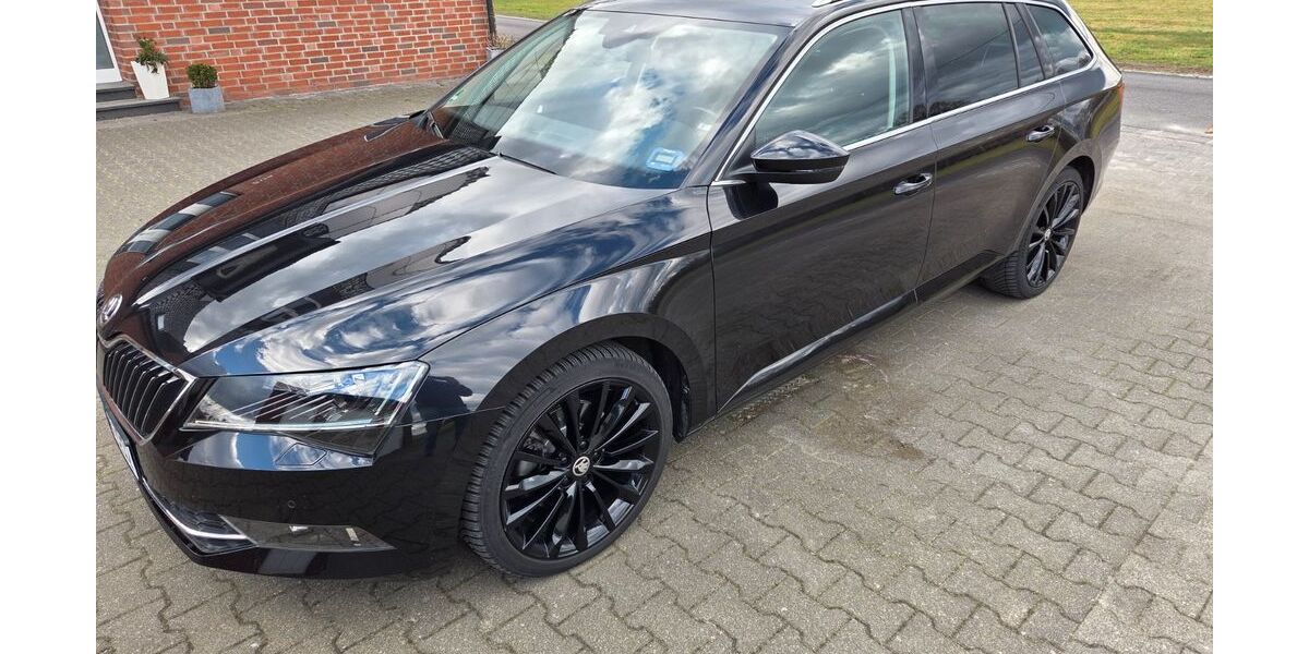 Skoda Superb 85.000 km 19.750 &euro; Rietberg 33397