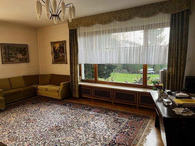 Einfamilienhaus Erwitte - 7 Zimmer, 170 m&sup2;, 290.000&euro; | Angebot:25769960