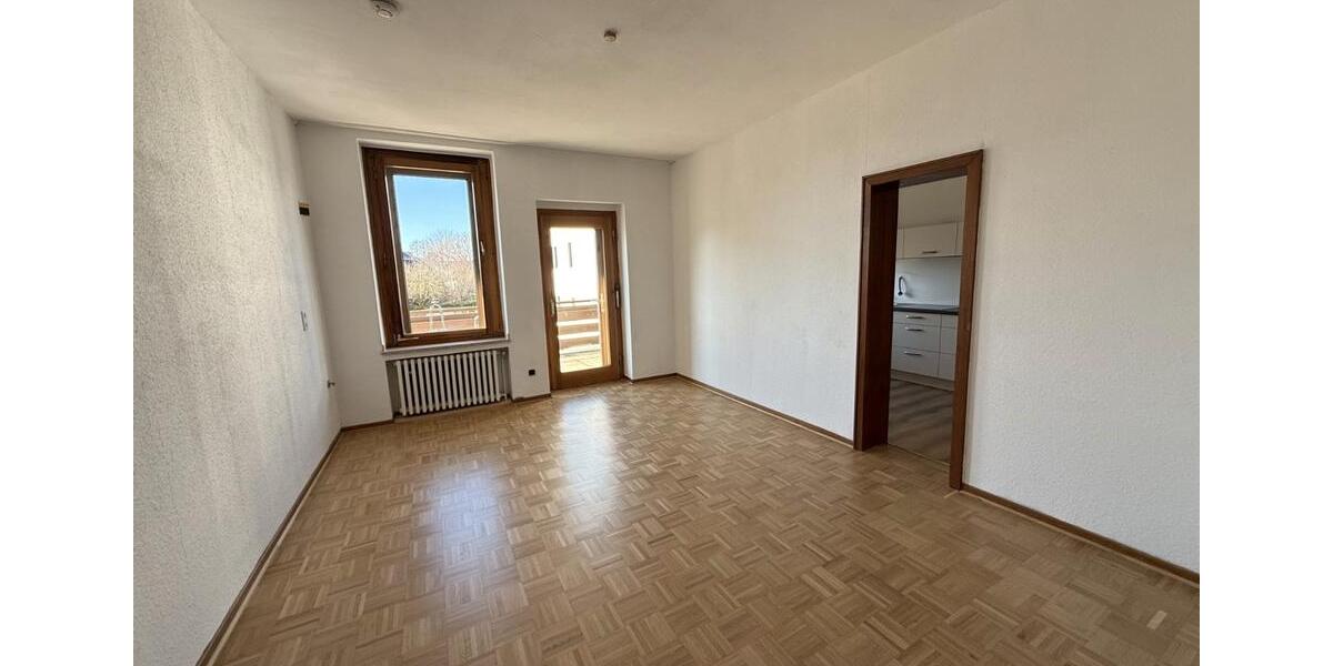 Etagenwohnung Paderborn - 2.5 Zimmer, 140 m&sup2;, 1.190&euro; | Angebot:26007301