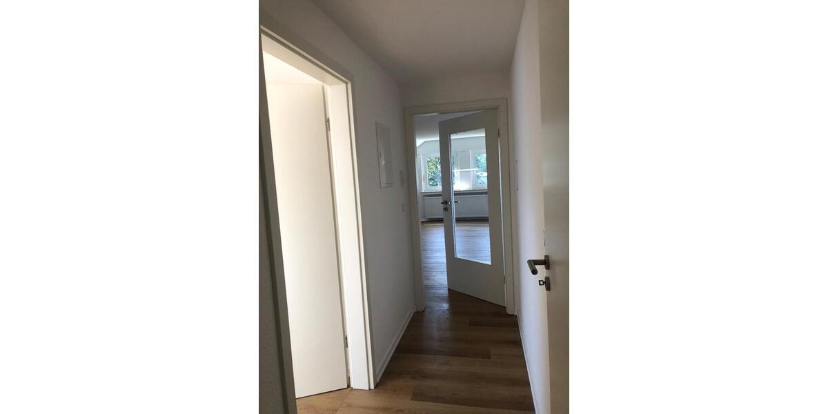 Dachgeschoßwohnung Oelde - 1 Zimmer, 65 m&sup2;, 615&euro; | Angebot:25933967