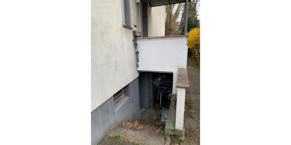 Mehrfamilienhaus, Wohnhaus Lippstadt Overhagen - 10 Zimmer, 150 m&sup2;, 189.000&euro; | Angebot:27163902