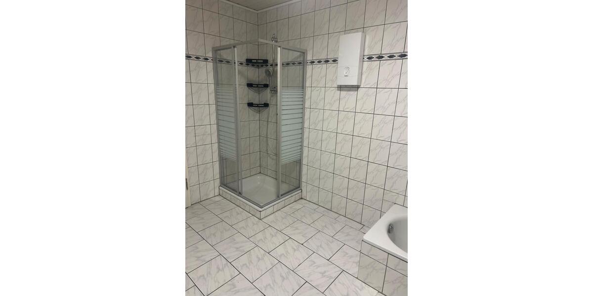 Etagenwohnung Bad Wünnenberg - 3 Zimmer, 111 m&sup2;, 600&euro; | Angebot:26536533