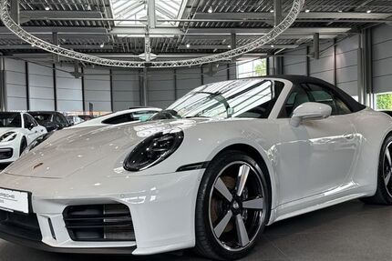 Porsche 992 21.360 km 147.890 &euro; Paderborn 33100