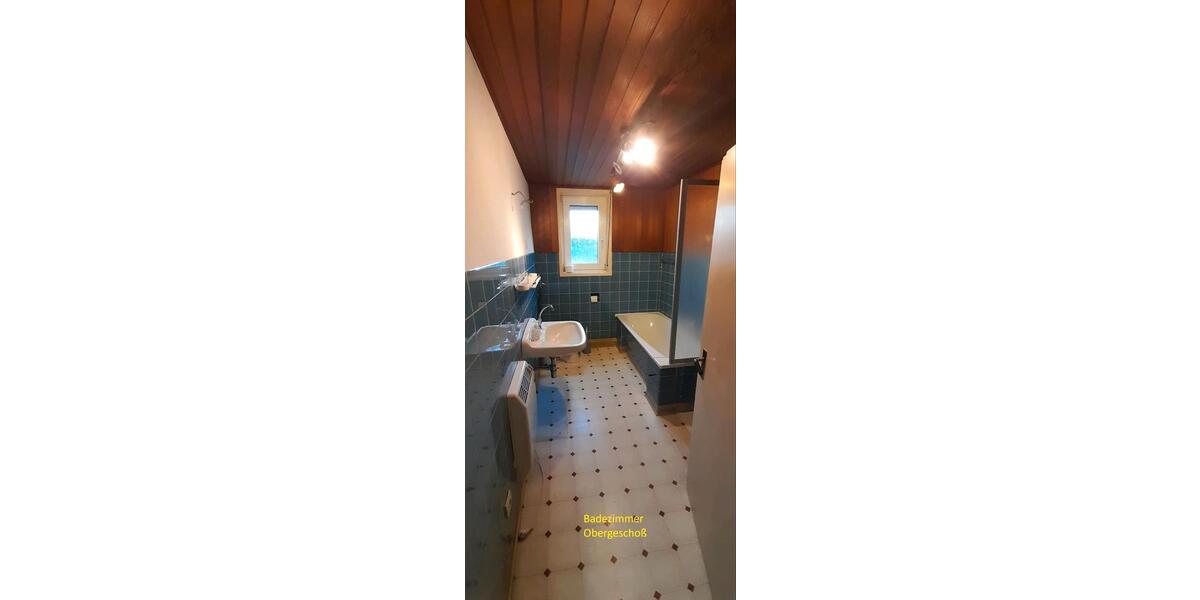 Einfamilienhaus Geseke - 10 Zimmer, 180 m&sup2;, 199.000&euro; | Angebot:26048677