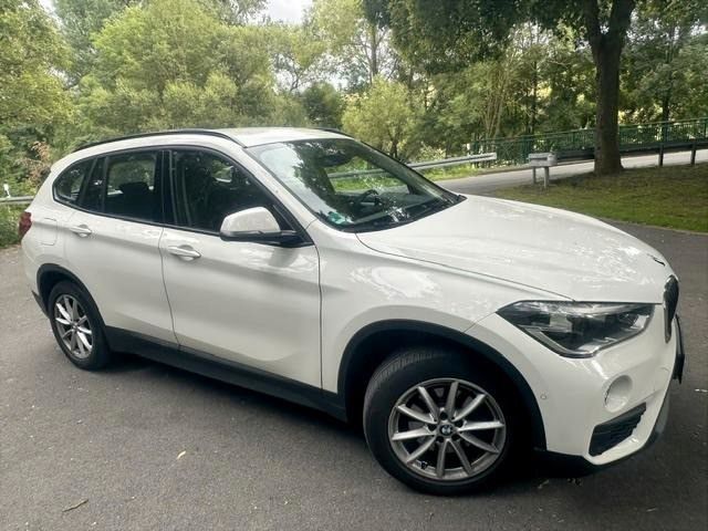 BMW X1 148.000 km 14.600 &euro; Büren 33415