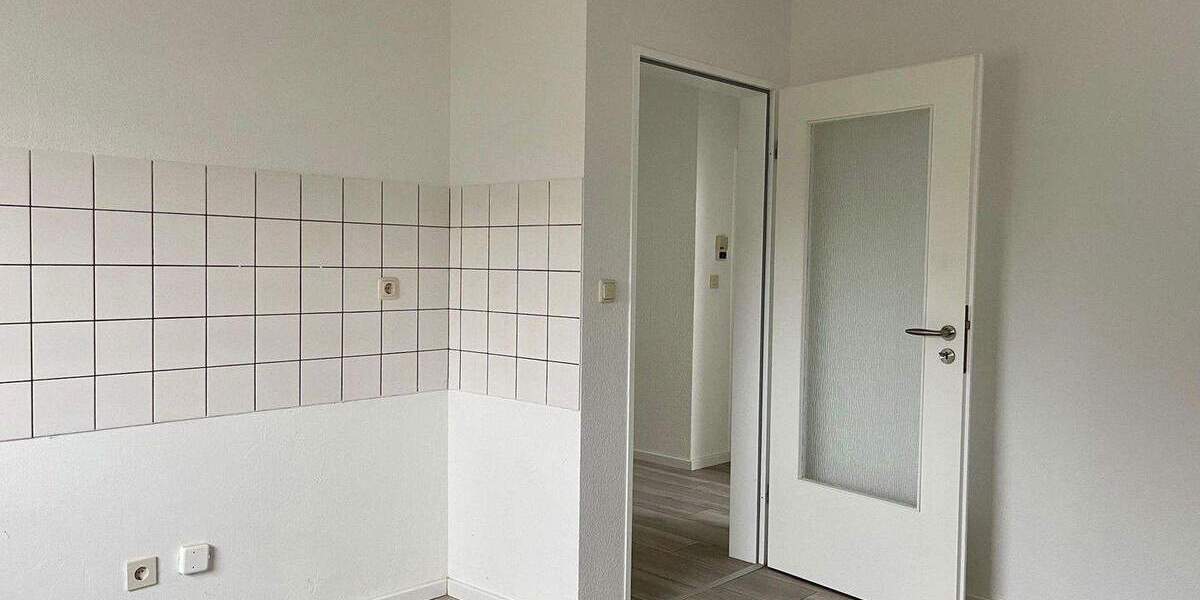 Etagenwohnung Paderborn OT Schloß Neuhaus Schloß Neuhaus - 3 Zimmer, 76 m&sup2;, 650&euro; | Angebot:25724174