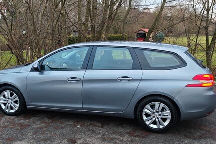 Peugeot 308 132.000 km 6.000 &euro; Büren 33142