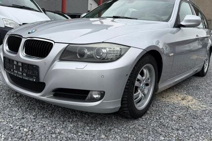 BMW 318 293.000 km 2.599 &euro; Paderborn 33100