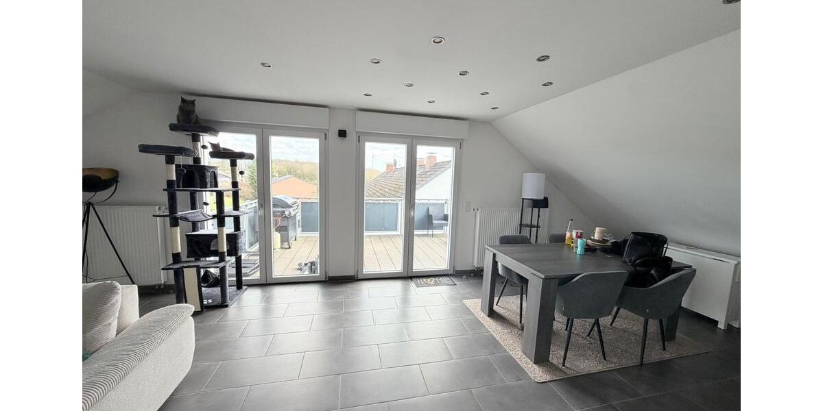 Dachgeschoßwohnung Möhnesee - 2 Zimmer, 83 m&sup2;, 1.110&euro; | Angebot:25903101