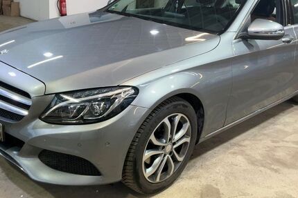 Mercedes-Benz C 180 130.000 km 17.490 &euro; Gütersloh 33334