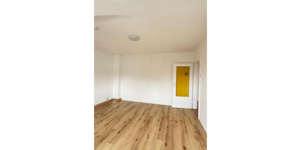 Dachgeschoßwohnung Lippstadt - 3 Zimmer, 72 m&sup2;, 700&euro; | Angebot:26568379