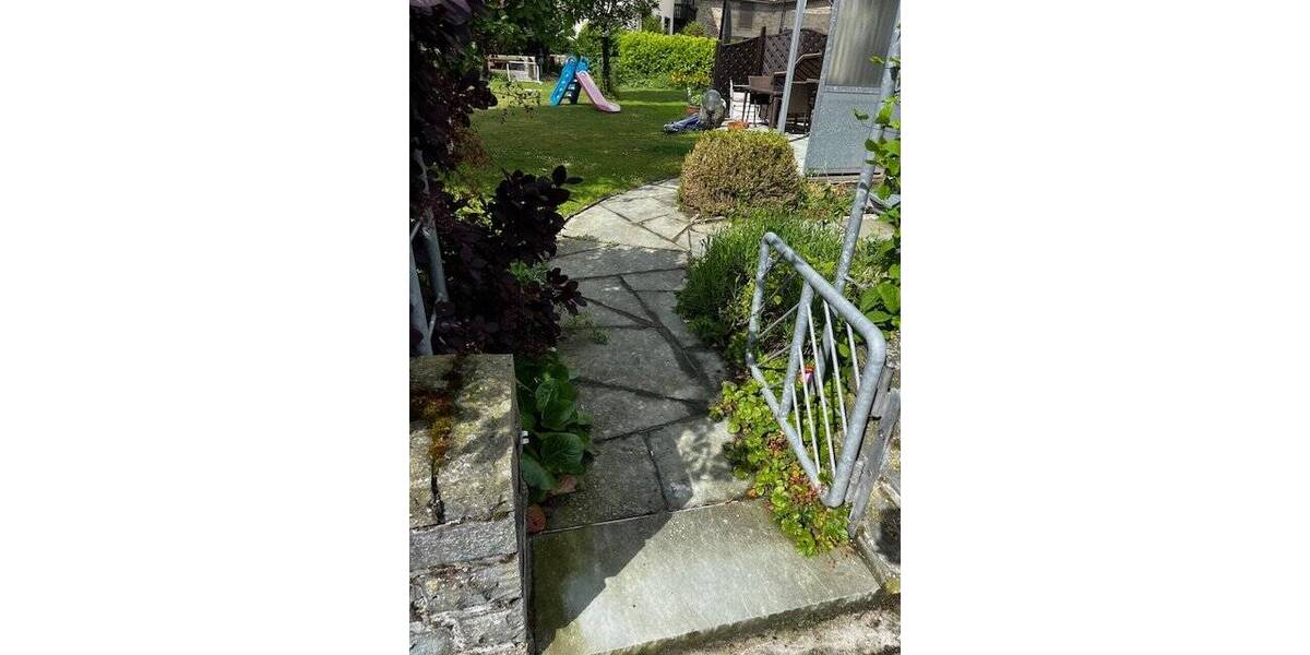 Mehrfamilienhaus, Wohnhaus Anröchte Berge - 8 Zimmer, 250 m&sup2;, 310.000&euro; | Angebot:25664646