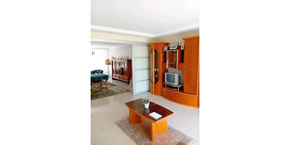 Erdgeschoßwohnung Rietberg - 4 Zimmer, 140 m&sup2;, 1.200&euro; | Angebot:26506439
