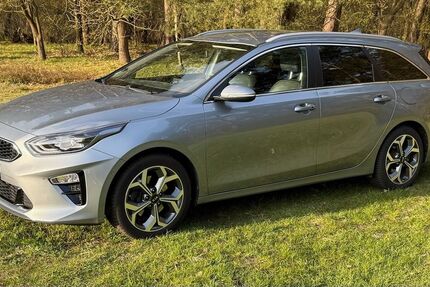 Kia ceed Sportswagon 80.000 km 15.000 &euro; Hövelhof 33161