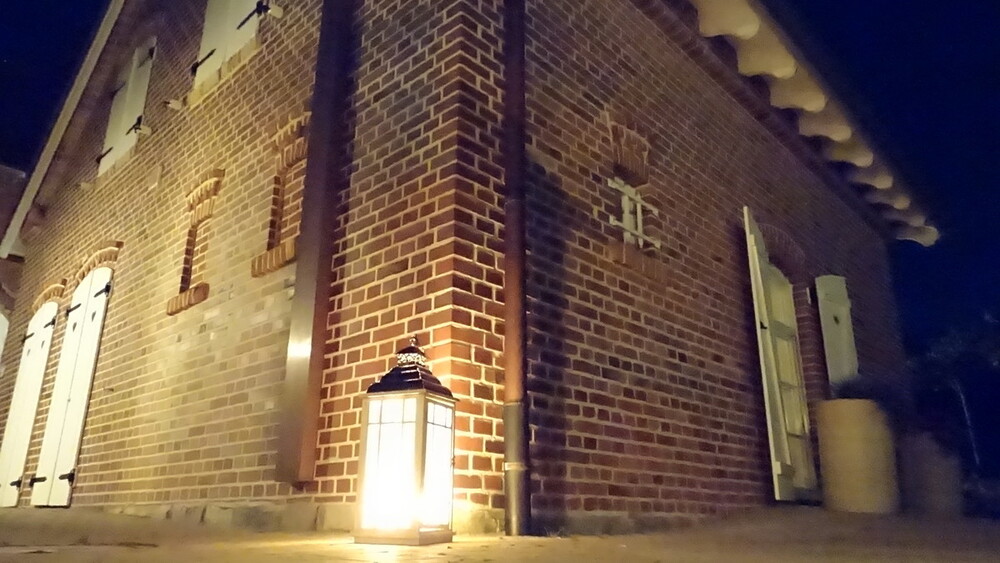 Exklusiv und außergewöhnlich: Anwesen direkt am Axtbach mit Beach und Erdmännchen (-gehege) - Anwesen Herzebrock-Clarholz Clarholz | Angebot:23407269