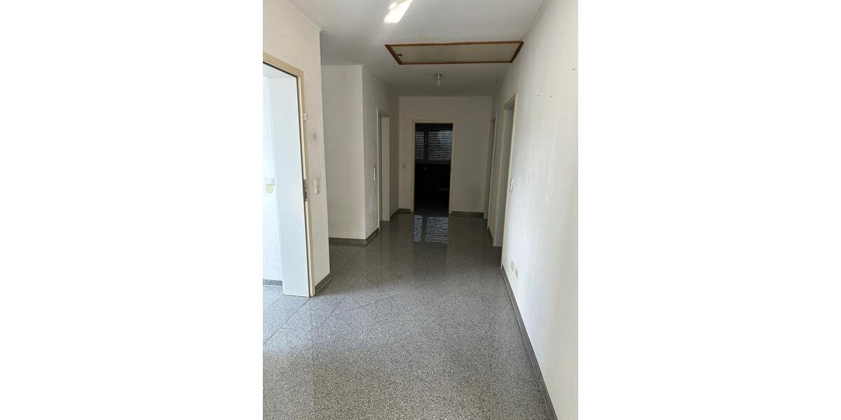 Dachgeschoßwohnung Rheda-Wiedenbrück Wiedenbrück - 4 Zimmer, 144 m&sup2;, 1.400&euro; | Angebot:26702990