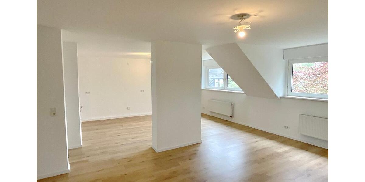 Etagenwohnung Paderborn - 3 Zimmer, 100 m&sup2;, 990&euro; | Angebot:25920224