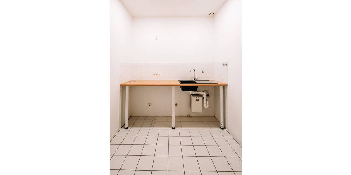 Gewerbeobjekt Lippstadt Kernstadt - 1 Zimmer, 232 m&sup2;, 1.790&euro; | Angebot:25771815