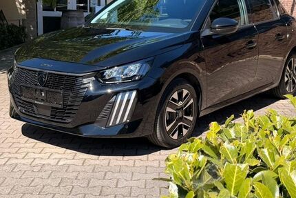 Peugeot 208 24.900 km 16.900 &euro; Gütersloh 33335