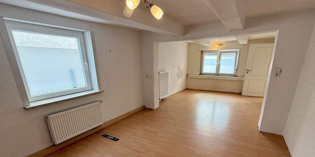 Einfamilienhaus Welver Illingen - 8 Zimmer, 200 m&sup2;, 249.000&euro; | Angebot:25686103