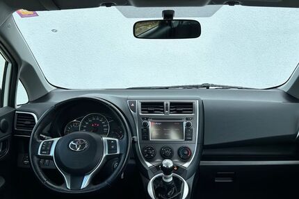 Toyota Verso-S 65.646 km 7.490 &euro; Soest 59494