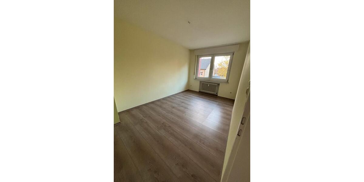 Etagenwohnung Beckum - 3 Zimmer, 77 m&sup2;, 720&euro; | Angebot:26021494