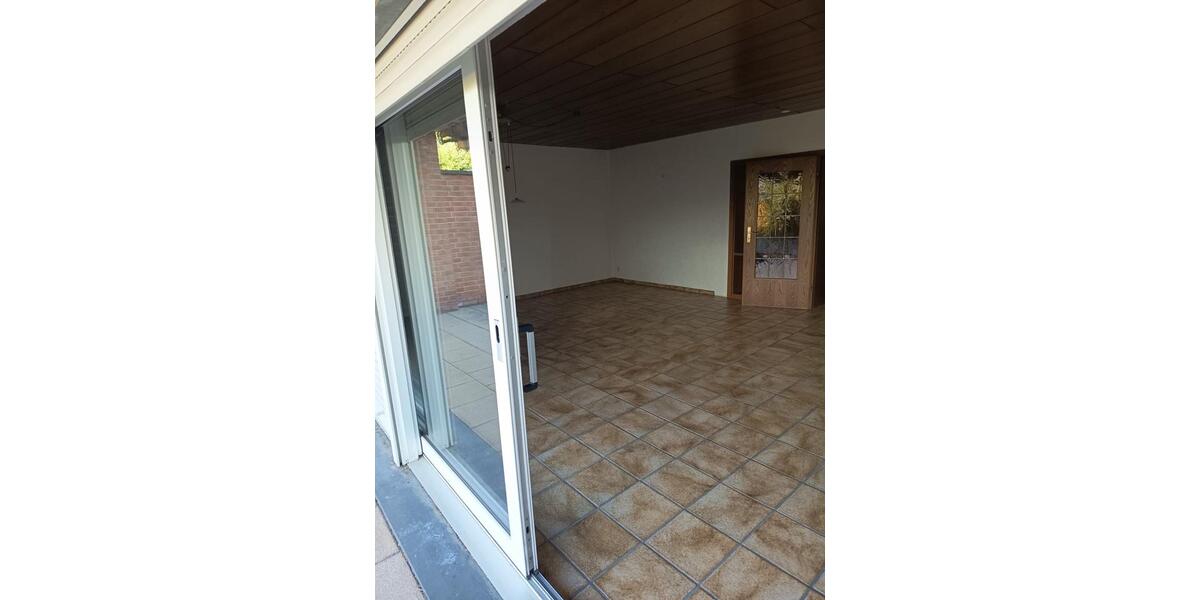 Reihenhaus Beckum - 7 Zimmer, 150 m&sup2;, 275.000&euro; | Angebot:27199305