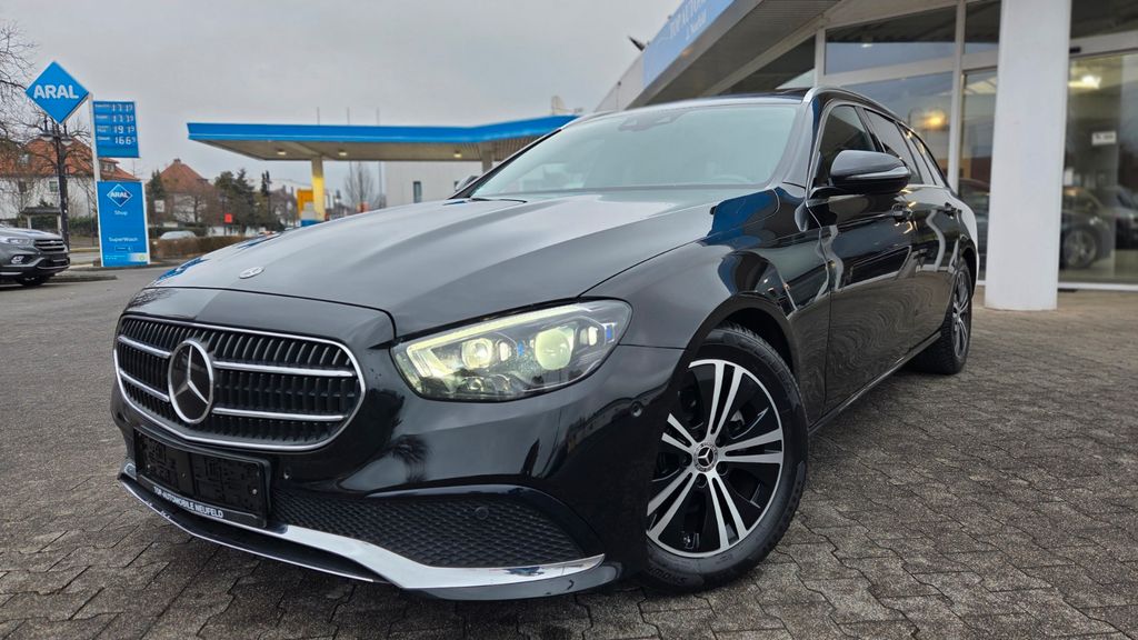Mercedes-Benz E 220 170.000 km 22.500 &euro; Salzkotten 33154