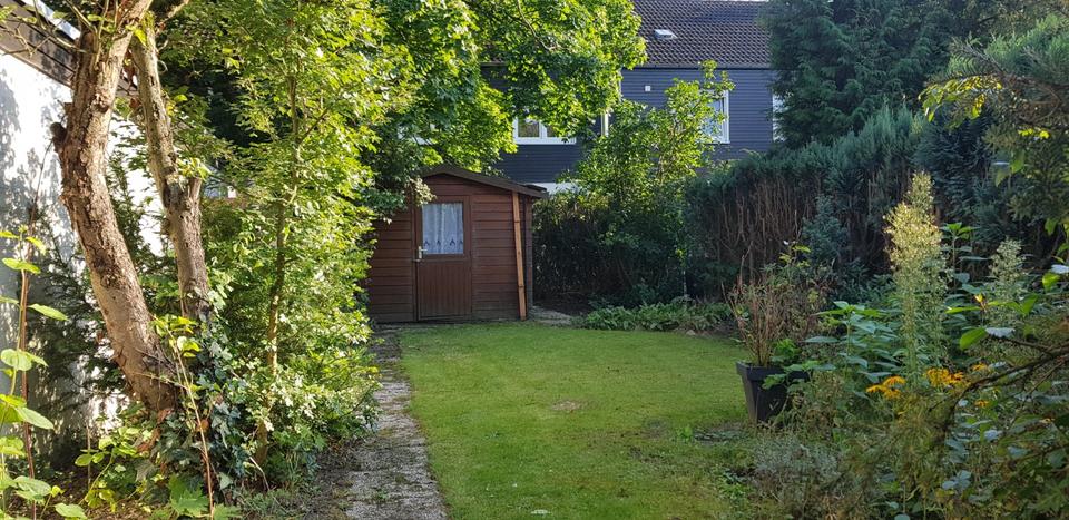 Reihenhaus Gütersloh - 5 Zimmer, 104 m&sup2;, 295.000&euro; | Angebot:25165387