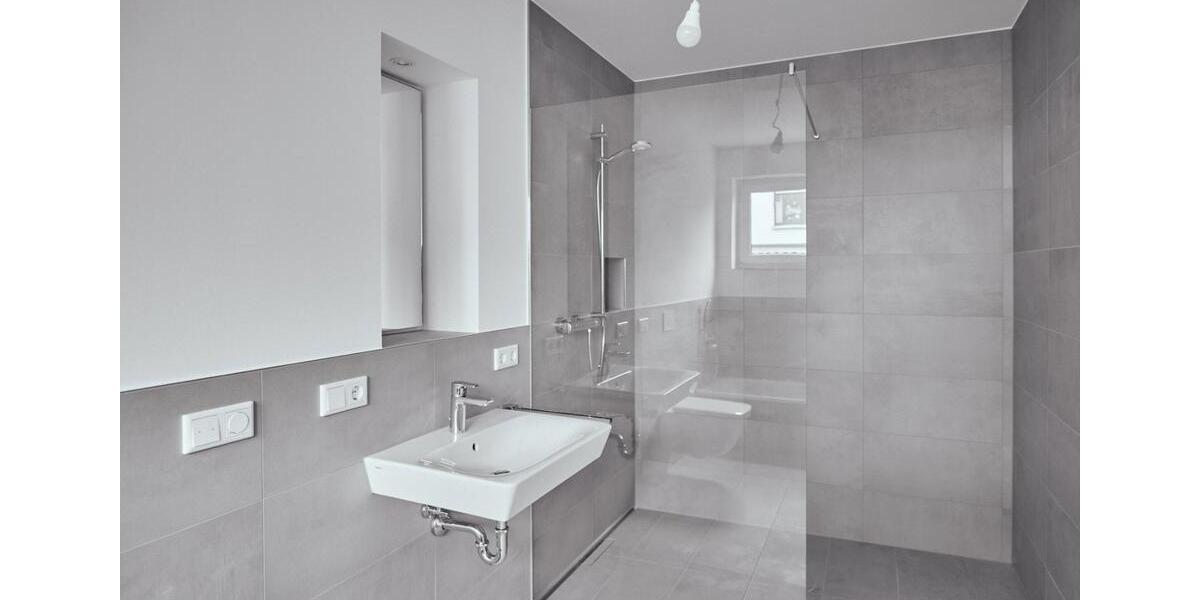 Etagenwohnung Rheda-Wiedenbrück Wiedenbrück - 4 Zimmer, 117 m&sup2;, 1.465&euro; | Angebot:25999754