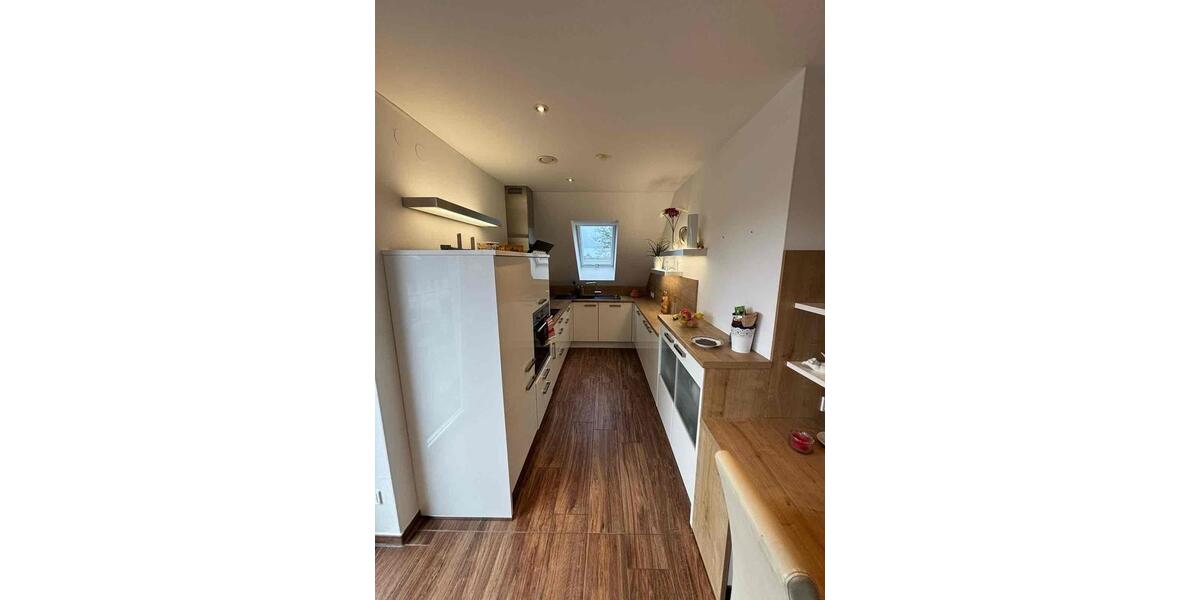 Dachgeschoßwohnung Lippstadt Overhagen - 2 Zimmer, 80 m&sup2;, 800&euro; | Angebot:26561726