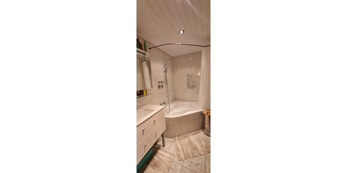 Etagenwohnung Lippstadt Overhagen - 4 Zimmer, 83 m&sup2;, 220.000&euro; | Angebot:25174073