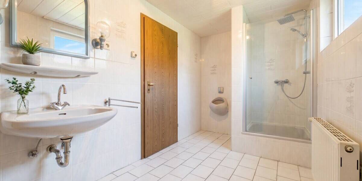 Einfamilienhaus Warstein - 1 Zimmer, 147 m&sup2;, 179.000&euro; | Angebot:26741165