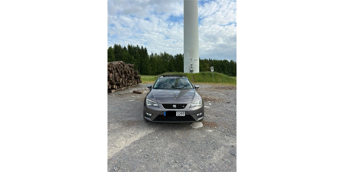 Seat leon FR 199.800 km 9.500 &euro; Hövelhof 33161