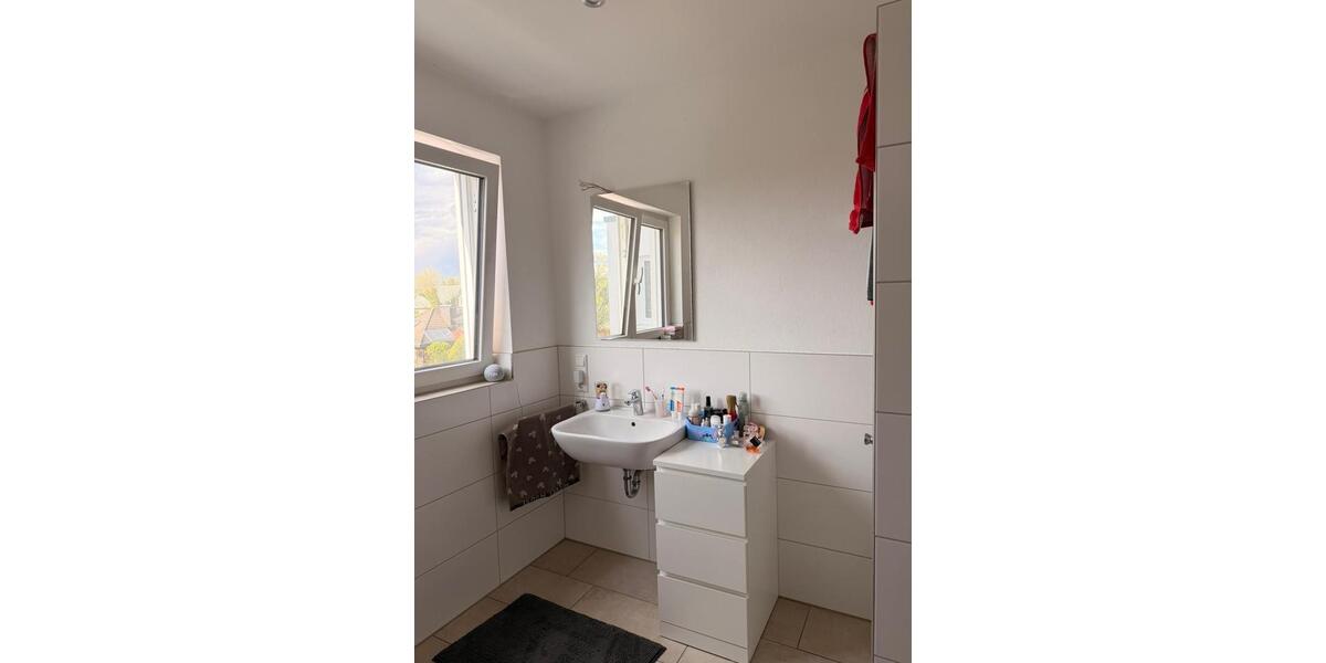 Dachgeschoßwohnung Verl - 3 Zimmer, 80 m&sup2;, 960&euro; | Angebot:26621328