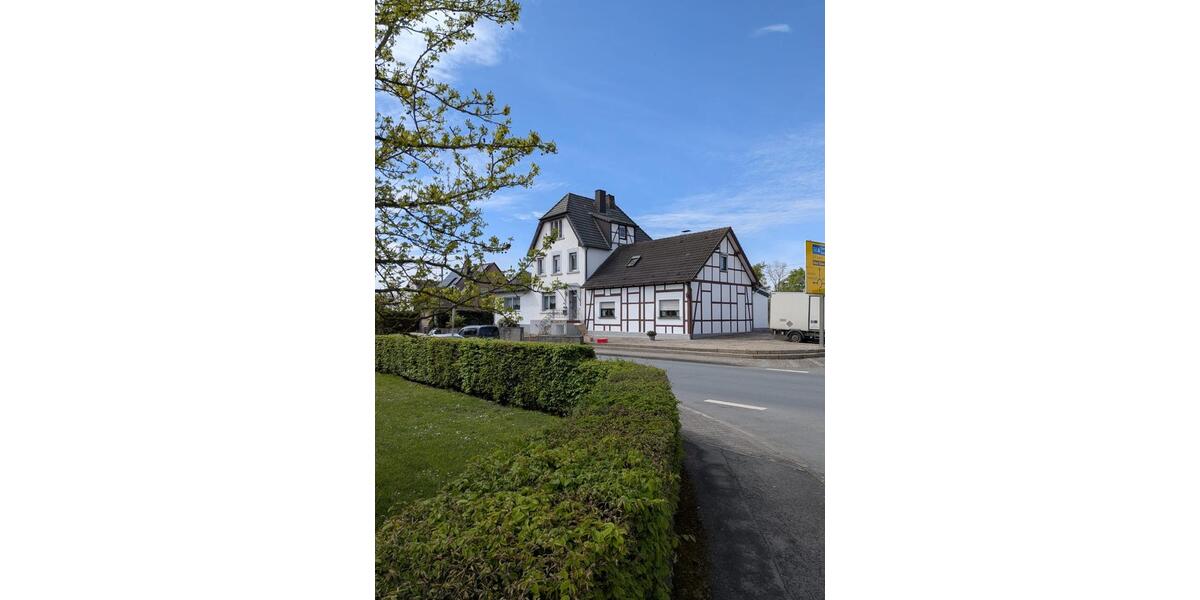 Einfamilienhaus Lippetal - 8 Zimmer, 230 m&sup2;, 350.000&euro; | Angebot:26329281
