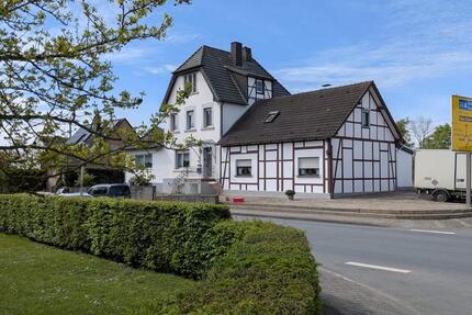 Haus Lippetal - 8 Zimmer, 230 m&sup2;, 350.000&euro; | Angebot:26329281