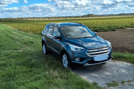 Ford Kuga 120.000 km 14.200 &euro; Erwitte 59597