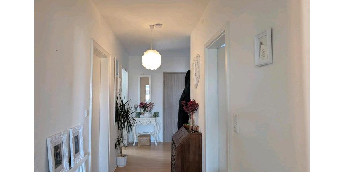 Dachgeschoßwohnung Oelde - 4 Zimmer, 83 m&sup2;, 710&euro; | Angebot:26516427