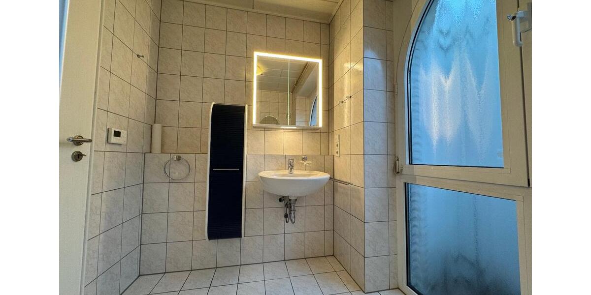 Erdgeschoßwohnung Verl - 3 Zimmer, 110 m&sup2;, 1.100&euro; | Angebot:26566426