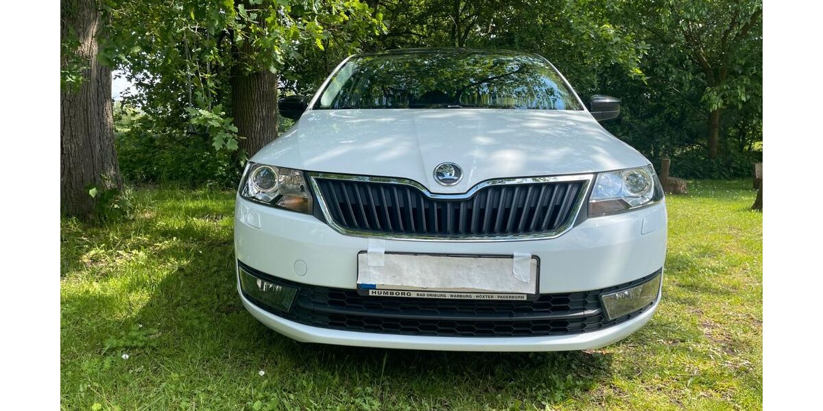 Skoda Rapid 142.100 km 5.999 &euro; PADERBORN 33102
