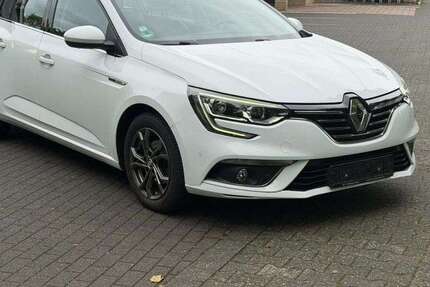 Renault Megane 209.000 km 5.499 &euro; Paderborn 33100