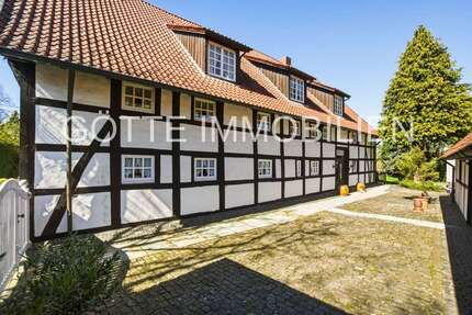 Haus Gütersloh Kattenstroth - 8 Zimmer, 412 m&sup2;, 795.000&euro; | Angebot:26189130